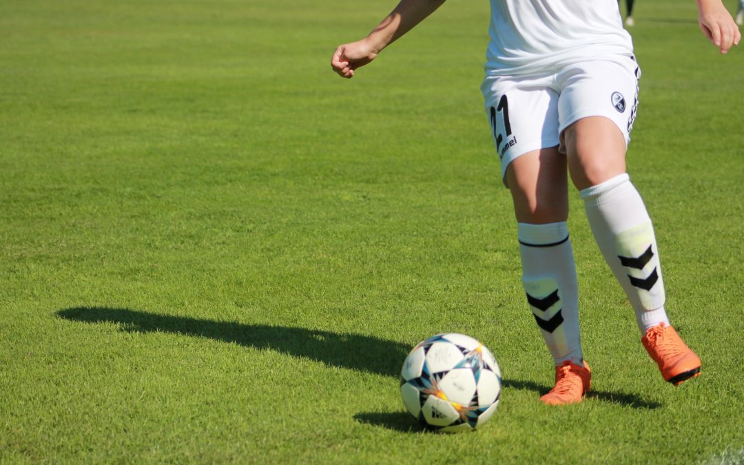 Tyttö- ja naisjalkapallo: Miten saadaan taitavampia pelaajia